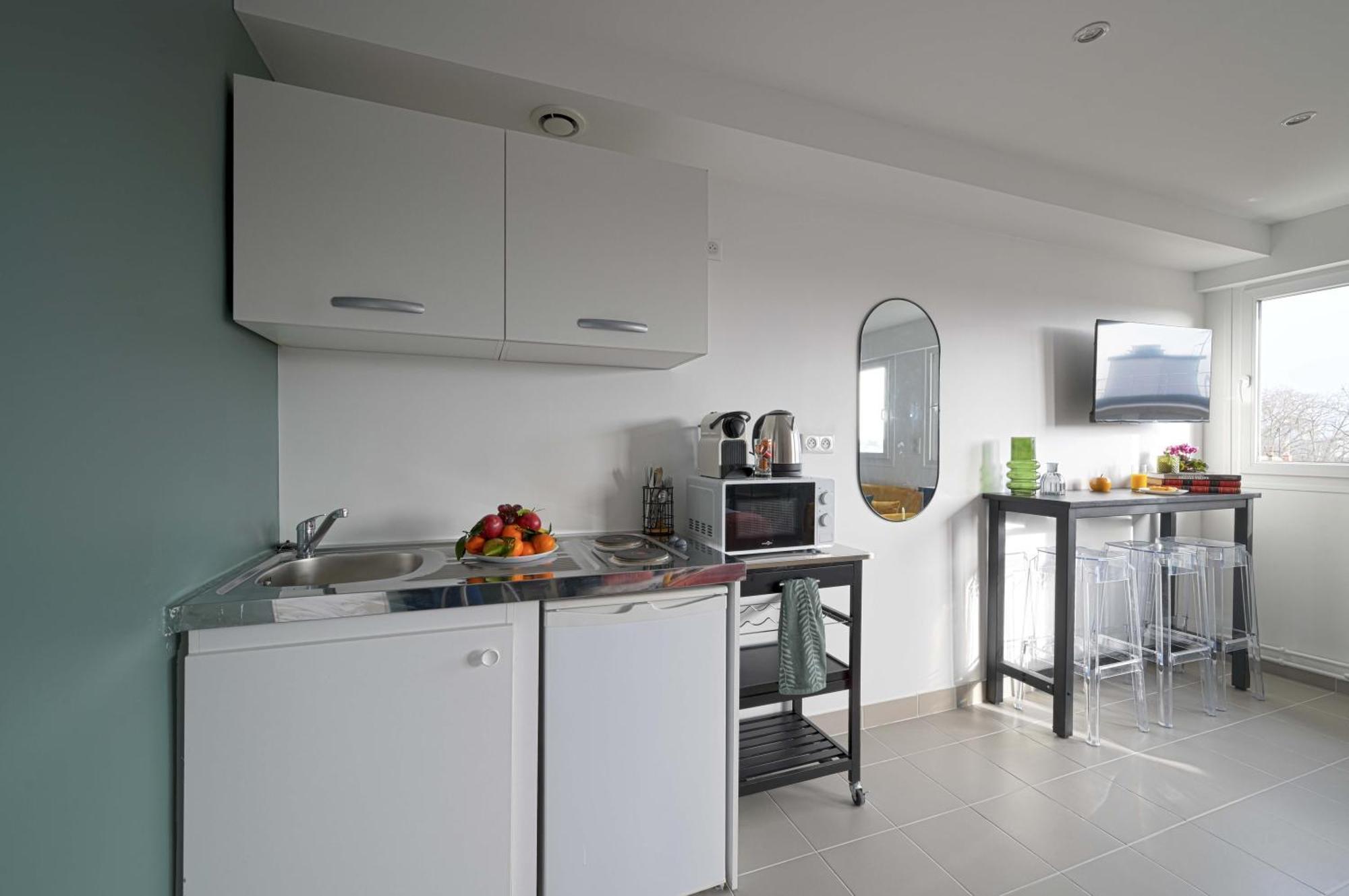 Modern Bright Apartment In Appart'Hotel Saint-Maur-des-Fossés Extérieur photo