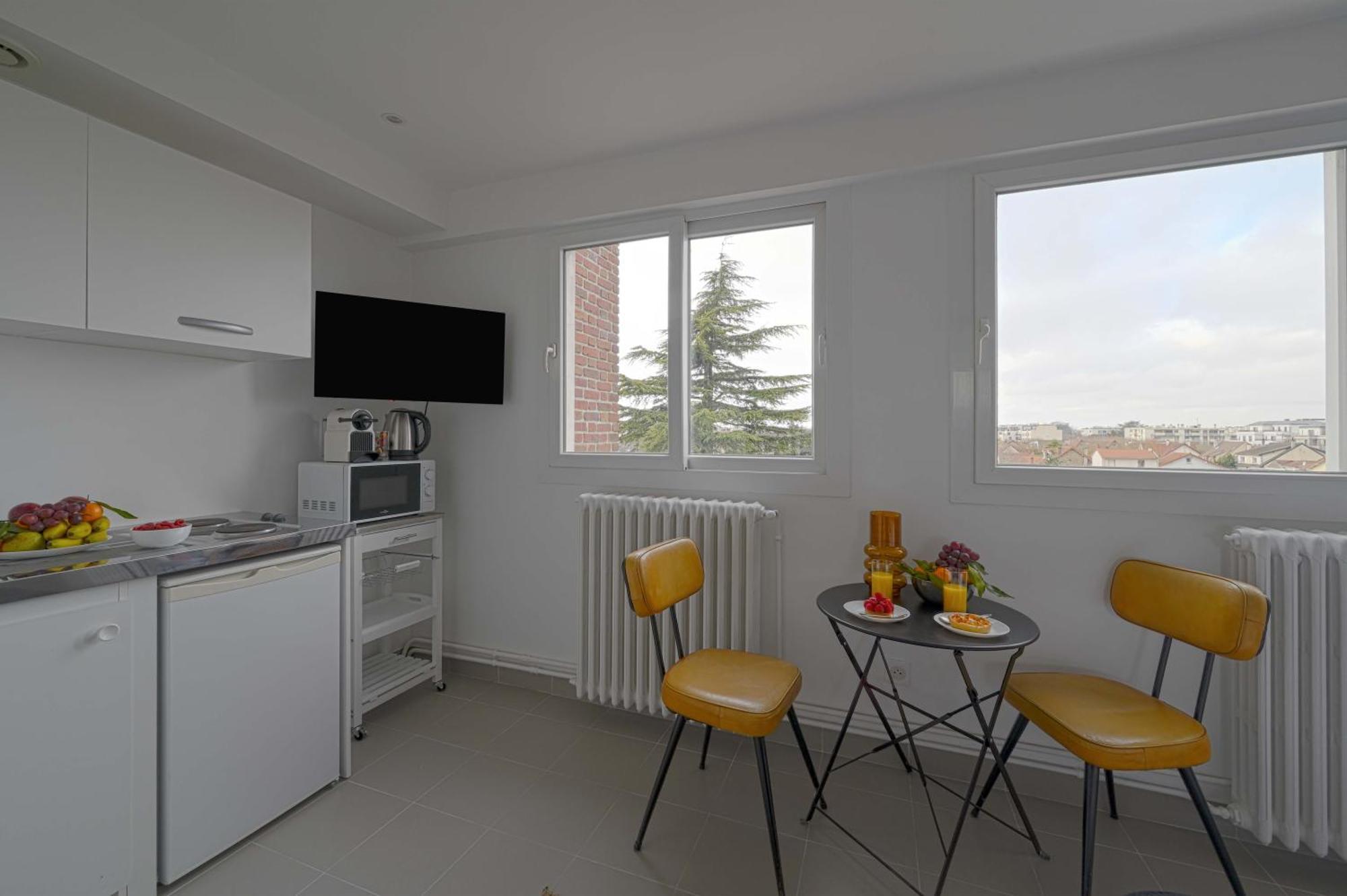 Modern Bright Apartment In Appart'Hotel Saint-Maur-des-Fossés Extérieur photo