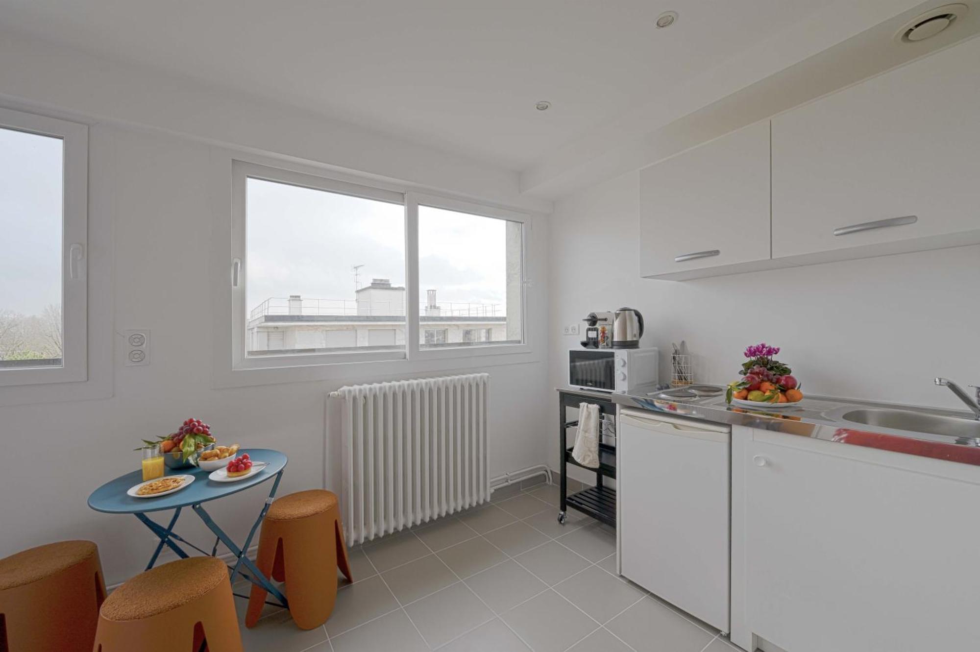 Modern Bright Apartment In Appart'Hotel Saint-Maur-des-Fossés Extérieur photo